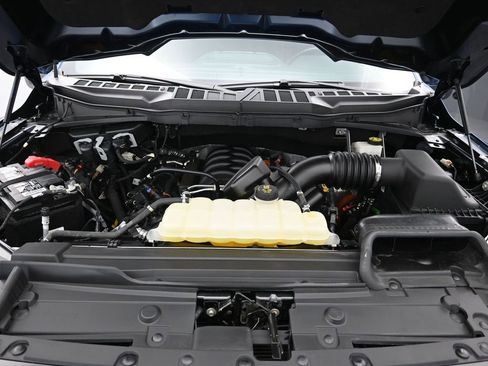 Certified 2022 Ford F150 XLT w/ Equipment Group 302A High image 23