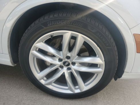 Used 2018 Audi Q7 3.0T Prestige w/ Prestige Package image 5