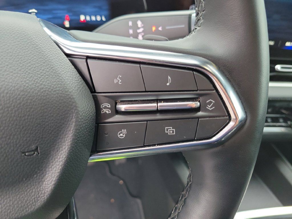 Used 2026 Chevrolet Equinox LT w/ Convenience Package II AWD/4WD image 28