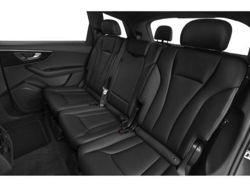 Used 2025 Audi Q7 3.0T Premium Plus AWD/4WD image 12