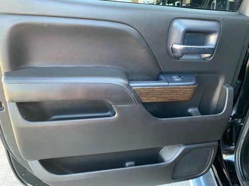 Used 2018 GMC Sierra 3500 Denali image 15