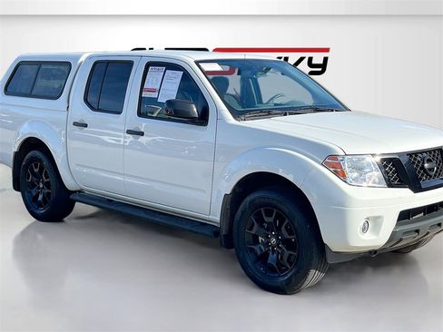 Used 2020 Nissan Frontier SV w/ Midnight Edition Floor Mats image 1