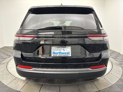 Used 2026 Jeep Grand Cherokee Limited w/ Limited Altitude Package AWD/4WD image 15