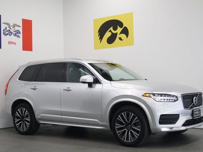 Used 2022 Volvo XC90 T6 Momentum w/ Advanced Package