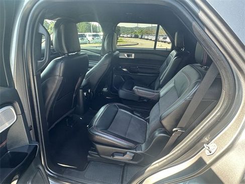 Used 2024 Ford Explorer ST-Line w/ Class IV Trailer Tow Package image 21