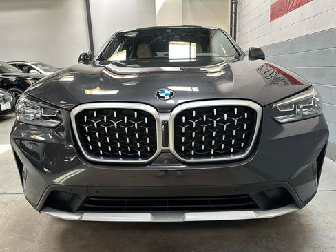 Used 2025 BMW X4 xDrive30i image 7