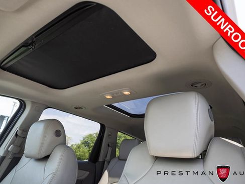 Used 2017 Chevrolet Traverse Premier AWD/4WD image 5