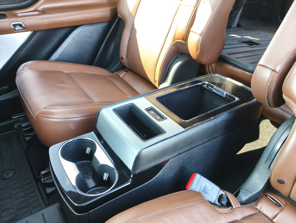 Used 2021 Lincoln Aviator Reserve AWD/4WD image 17