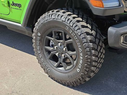 New 2026 Jeep Gladiator Sport AWD/4WD image 23