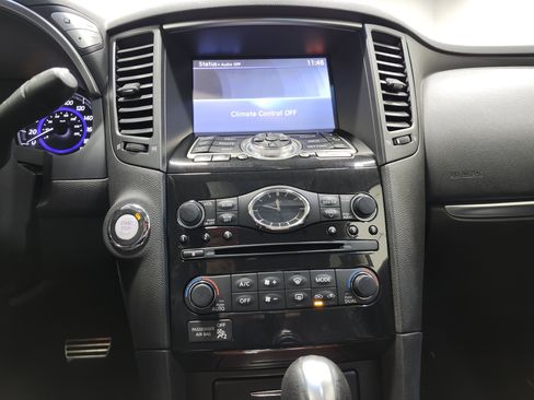 Used 2014 INFINITI QX70 AWD w/ Premium Package image 33