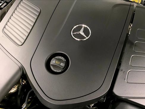 Used 2025 Mercedes-Benz E 350 Sedan image 31