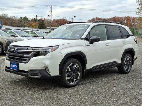 New 2025 Subaru Forester Limited image 3