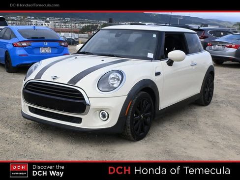 Used 2021 MINI Cooper 2-Door Hardtop image 1