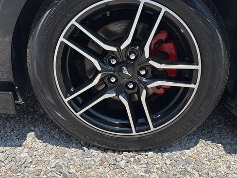 Used 2016 Ford Mustang Coupe RWD image 27