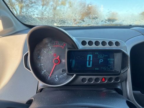Used 2014 Chevrolet Sonic LT image 20