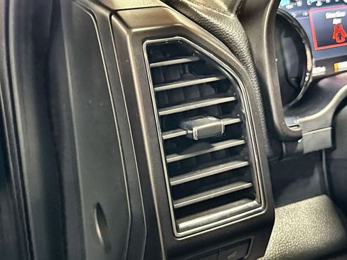 Used 2020 Ford Expedition Limited RWD image 15