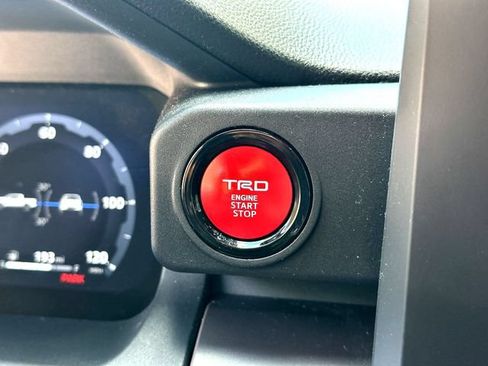 Used 2024 Toyota Tacoma TRD Off-Road w/ TRD Off Road Upgrade Package AWD/4WD image 15