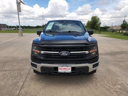 Used 2025 Ford F150 XLT w/ Equipment Group 301A Standard AWD/4WD image 11