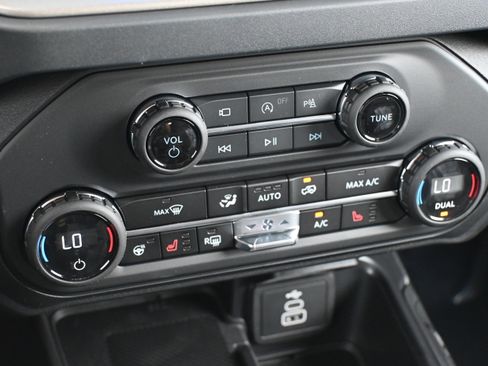 New 2026 Ford Bronco Outer Banks AWD/4WD image 26