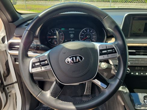 Used 2020 Kia Telluride SX w/ Towing Package FWD image 16