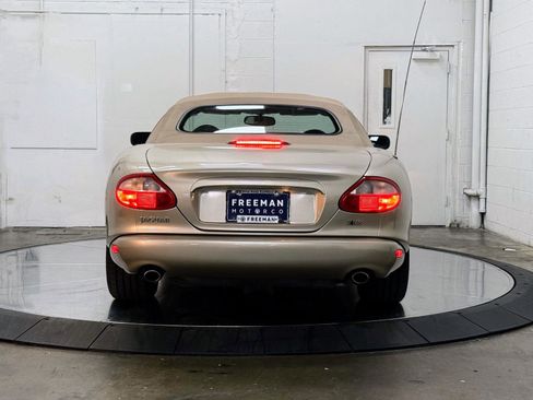 Used 1999 Jaguar XK8 Convertible image 8