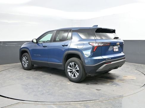 Used 2025 Chevrolet Equinox LT FWD image 7
