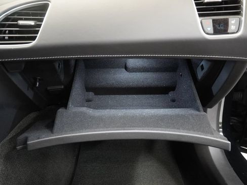 Used 2017 Chevrolet Corvette Stingray Coupe RWD image 31