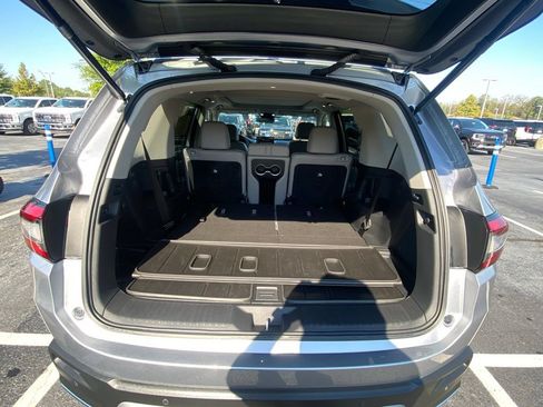 Used 2023 Honda Pilot Touring image 31