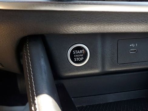 Used 2021 Nissan Rogue SL FWD image 31