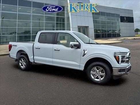 Certified 2025 Ford F150 Lariat w/ FX4 Off-Road Package image 4
