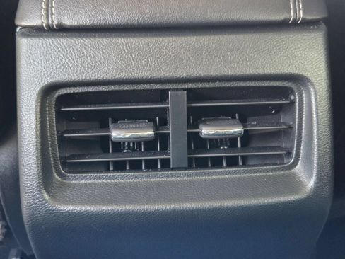 Certified 2024 Ford Edge Titanium AWD/4WD image 25