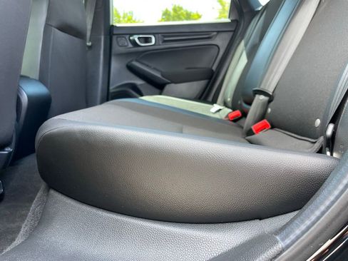 Certified 2025 Honda Civic Sport image 37