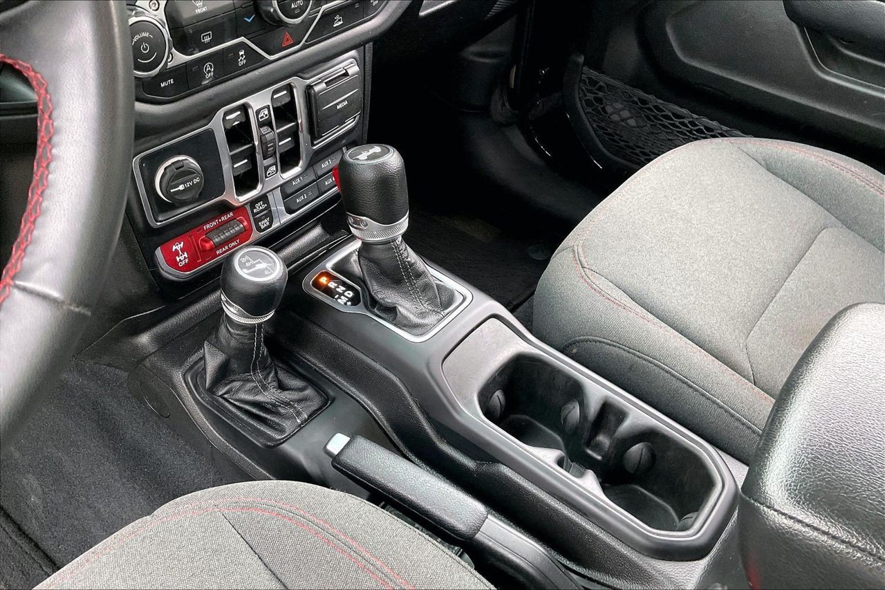 Certified 2024 Jeep Wrangler Unlimited Rubicon AWD/4WD image 29
