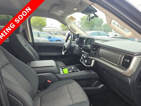 Used 2024 Ford Expedition Max XLT RWD image 6