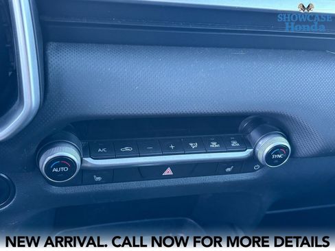 Used 2025 MAZDA CX-50 AWD 2.5 S w/ Premium Package image 9