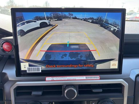 New 2025 Toyota Tacoma TRD Off-Road AWD/4WD image 20