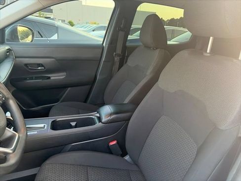 Used 2025 Nissan Kicks S FWD image 8