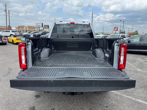 Used 2023 Ford F250 XLT image 46