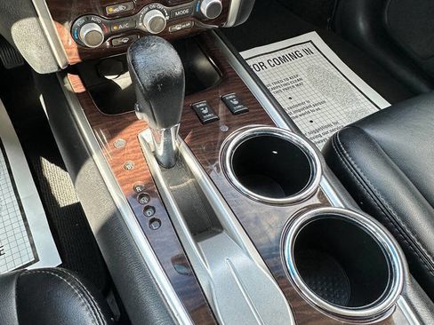 Used 2014 Nissan Pathfinder SL w/ SL Tech Package image 14