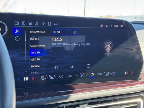 Used 2024 Chevrolet Traverse RS w/ LPO, Floor Liner Package image 31