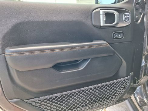 Used 2020 Jeep Gladiator Mojave image 32