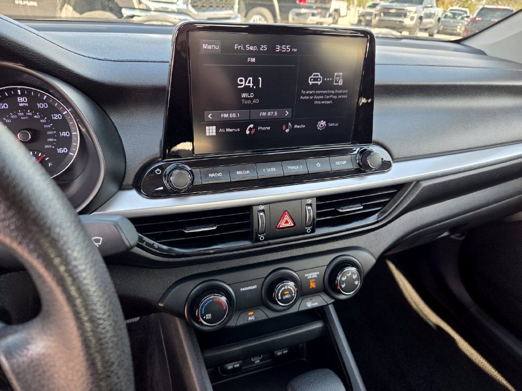 Used 2023 Kia Forte LXS FWD image 23