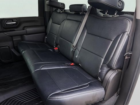 Used 2022 Chevrolet Silverado 2500 LT w/ Convenience Package image 27