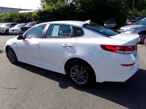Used 2020 Kia Optima LX image 5