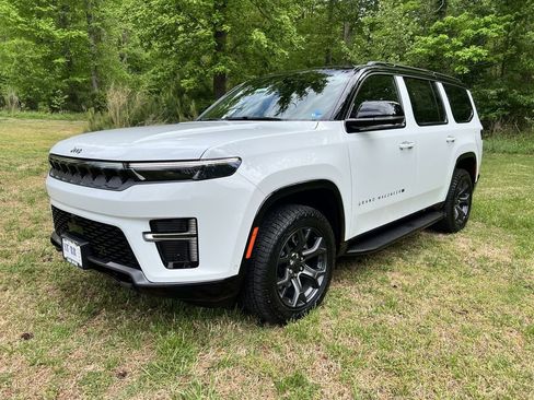 New 2026 Jeep Grand Wagoneer 4WD image 7