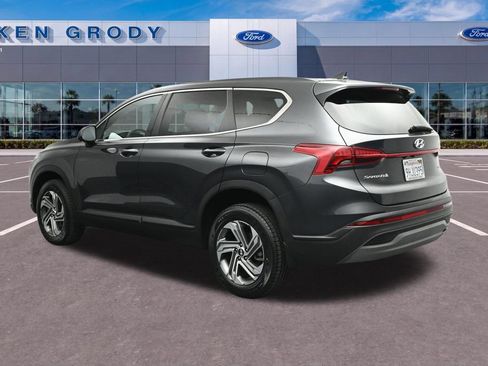 Used 2023 Hyundai Santa Fe SE AWD/4WD image 6
