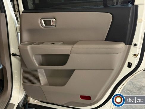 Used 2012 Honda Pilot Touring image 15