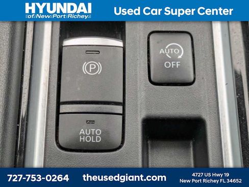 Used 2024 Nissan Pathfinder SV w/ Lighting Package (N92) FWD image 29