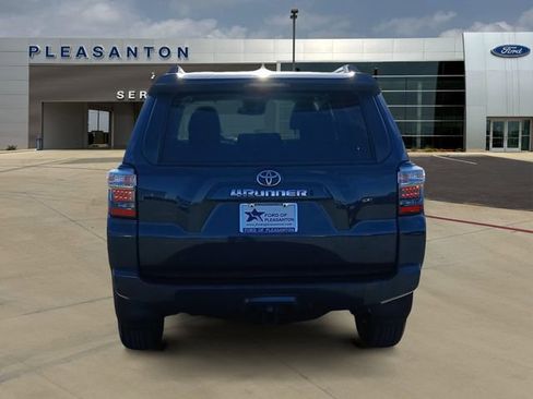 Used 2024 Toyota 4Runner SR5 image 4