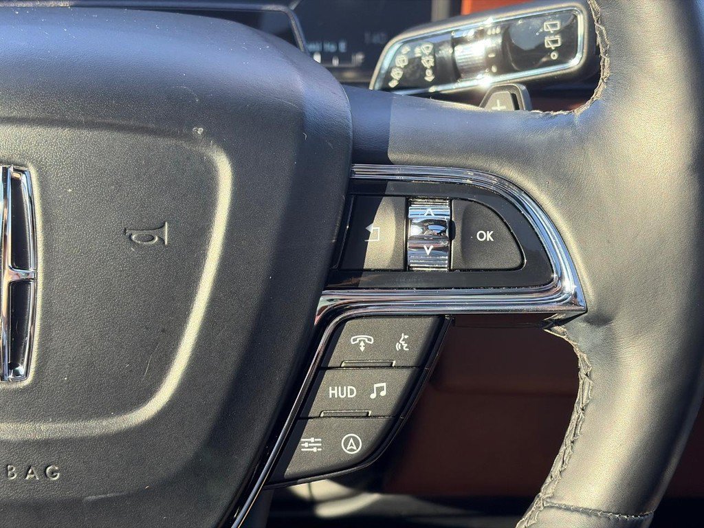 Used 2023 Lincoln Navigator Reserve AWD/4WD image 31